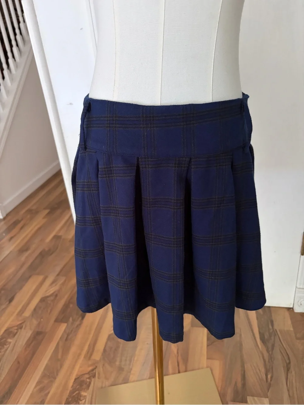 Dark Navy / Gray Plaid Wrap Mini Skirt, Soft, Large, EUC